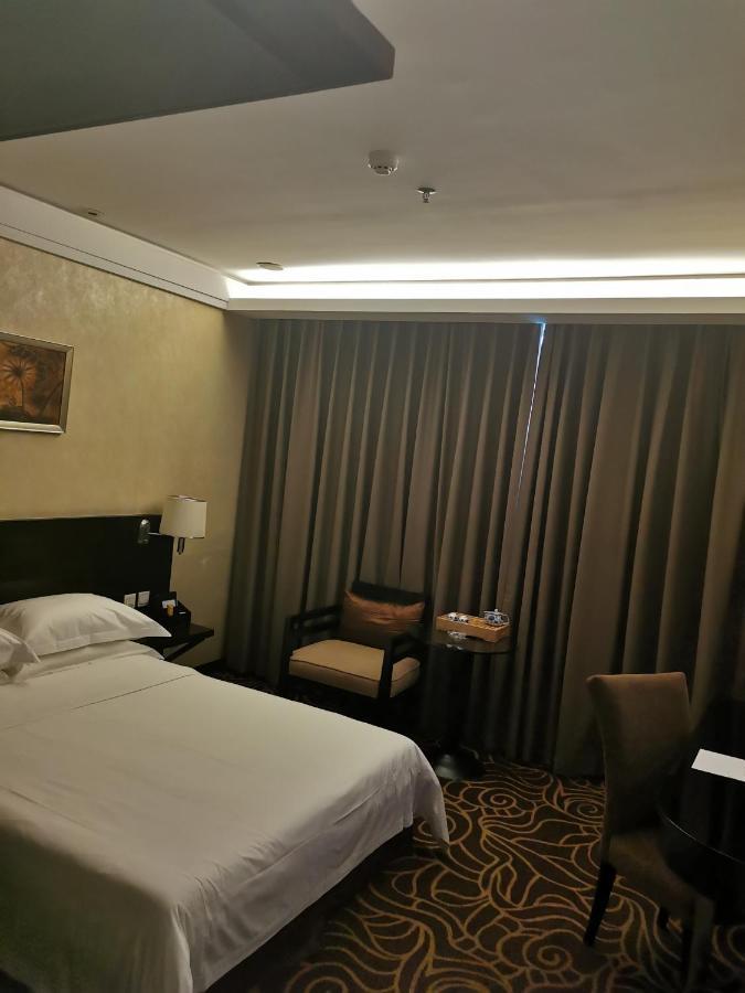 Hua Shi Hotel Kanton Exterior foto