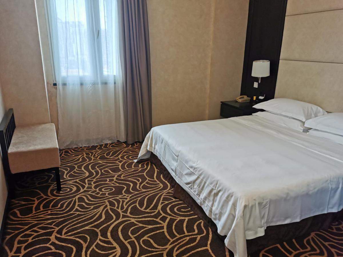 Hua Shi Hotel Kanton Exterior foto